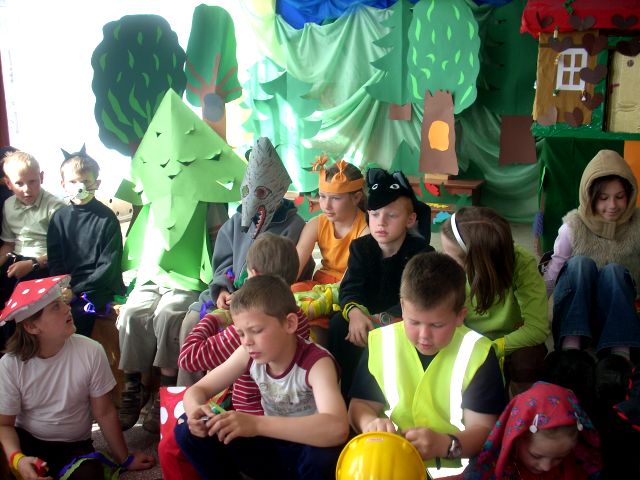 2008-05 - Przedstawienie Jas i Malgosia - klasa 2a